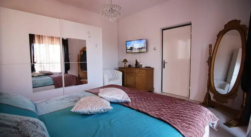 Villa LONG ISLAND Luxury Residence, Sali Dugi otok-private parking,next to beach