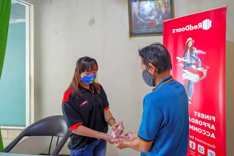 RedDoorz near RSUD Kudus