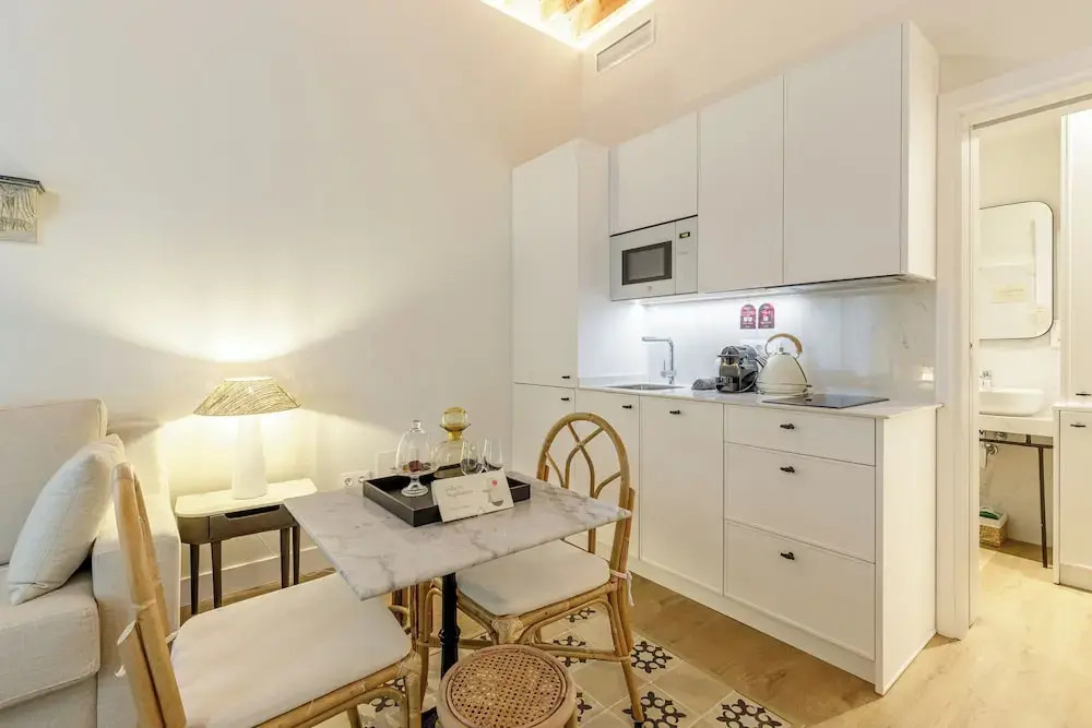 Palacio Vegafuente by Caleta Homes