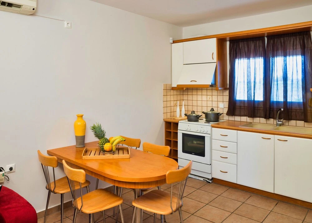 Elia Stavros Homes