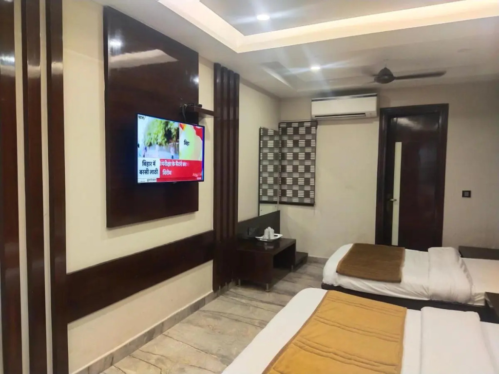 The Vanson Delite "Newly Rebuilt 2026" - Near New Delhi Station & Connaught Place