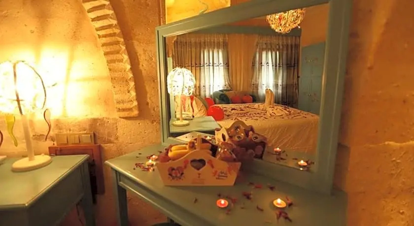 Anatelein Cave Hotel