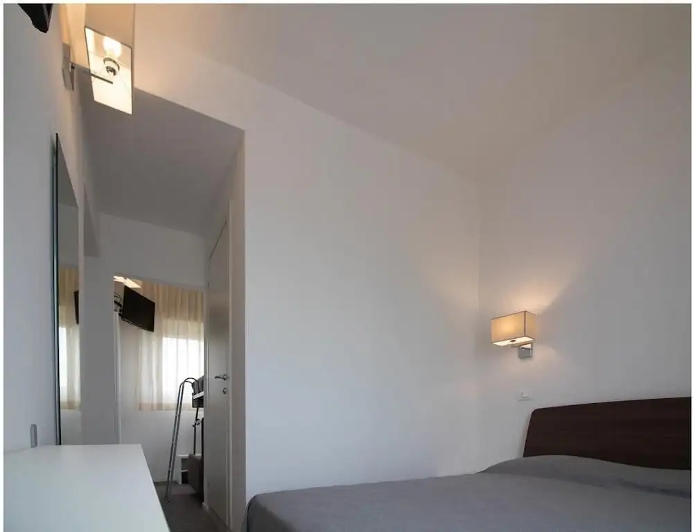 Hotel Caraibi - Breakfast Until 11-00 and Dinner-Mirabilandia Partner