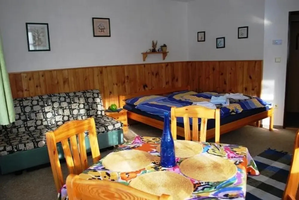 MM Apartment 2