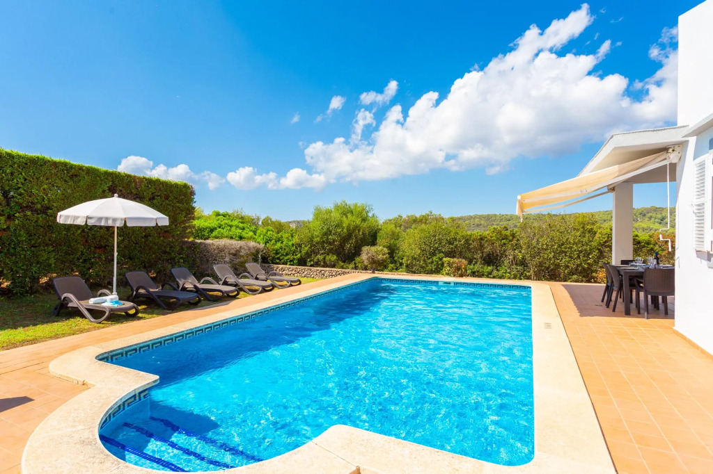 Villa Laura Large Private Pool Walk to Beach Sea Views A C Wifi