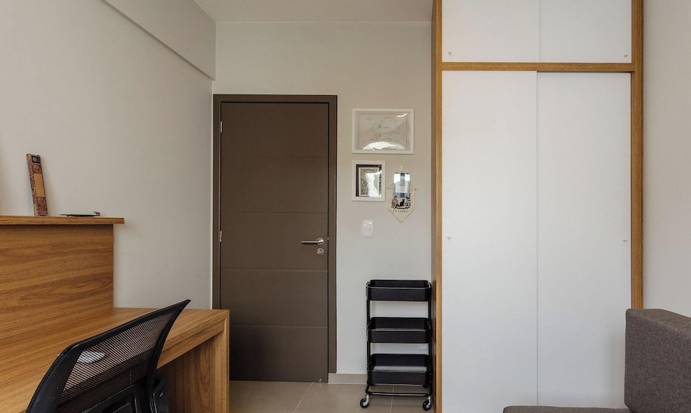 Beautiful apt w Modern Design 400m/udesc - Abz302