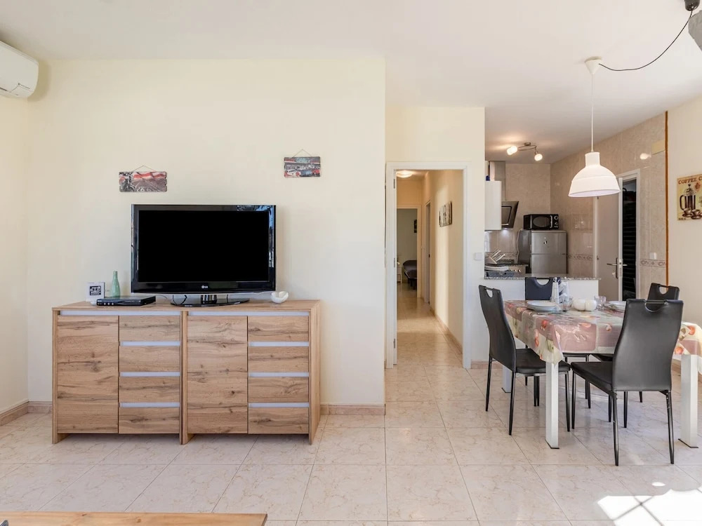 Splendid Holiday Home in St Pere Pescador With Swimming Pool