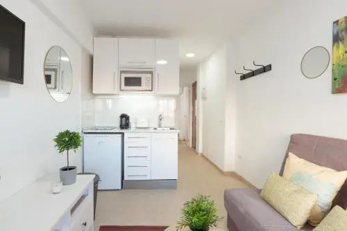 Mp7 Renovated Apartment Right On The Beach 700 Meters Away From Old Town