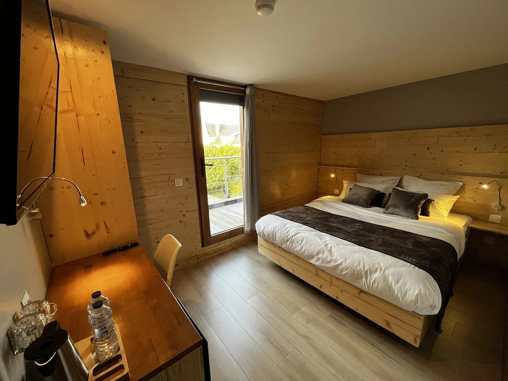 9WAGRAM Hotel Boutique