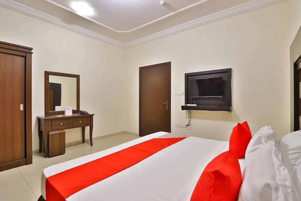 OYO 246 Hotel Hadeel Al Motamayezah