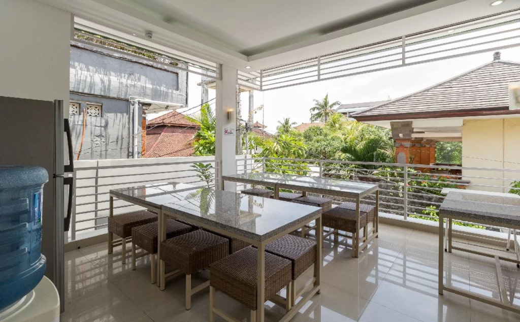 Dara House