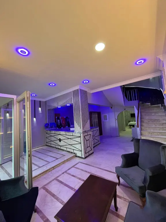 Çiçek Hotel