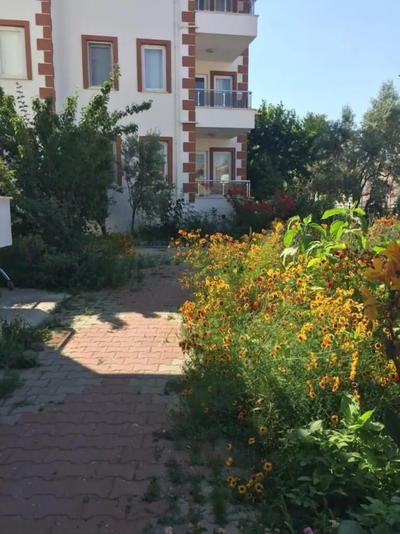 Ugurevler Apart