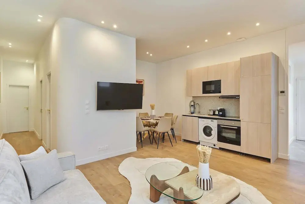Residence with AC apartments Buttes Chaumont Park