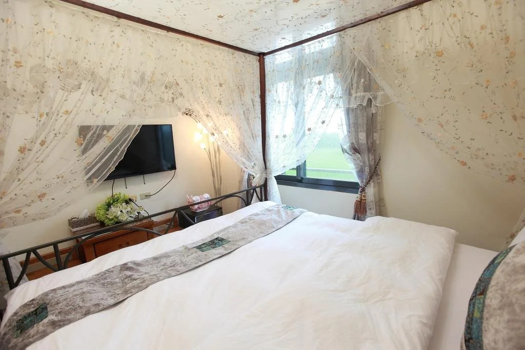 Field Country Homestay