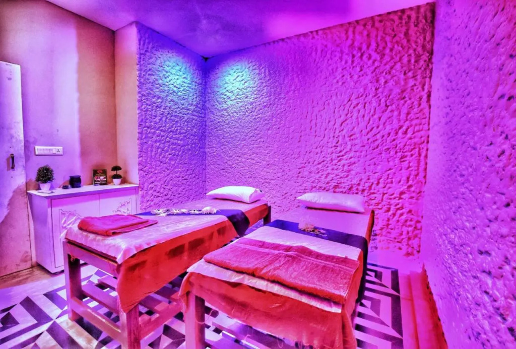 Nirbana Palace - A Heritage Hotel and Spa