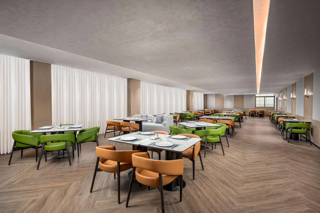 Days Hotel by Wyndham Renhuai Canglong