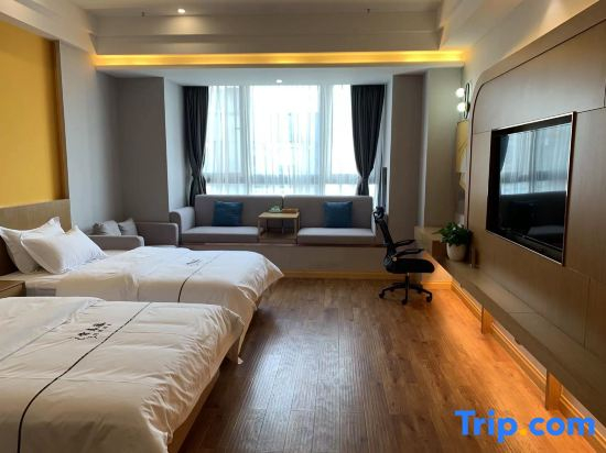 Ivy Elegant Manor Hotel (Chongqing Chayuan Subway Station） Branch)