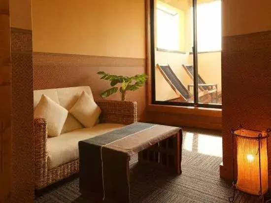 Tsukiyado Luck Hotel