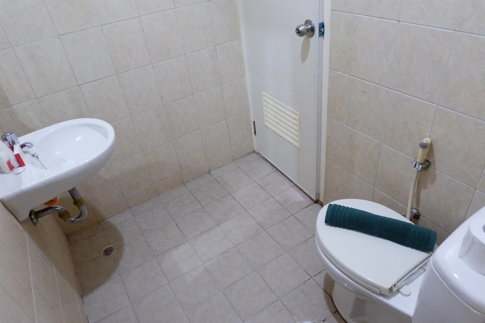2Br Simple Look Mediterania Marina Residences Apartment