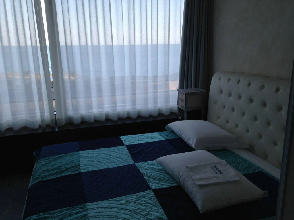 Palace Blu Mare