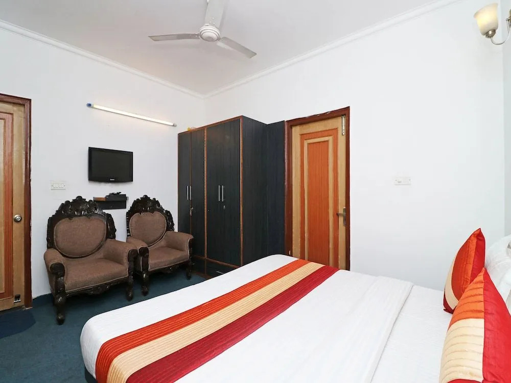 OYO 13495 Balaji Residency