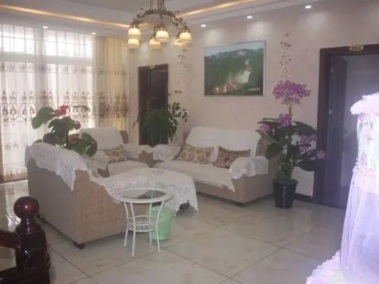 Jiujiulou Apartment