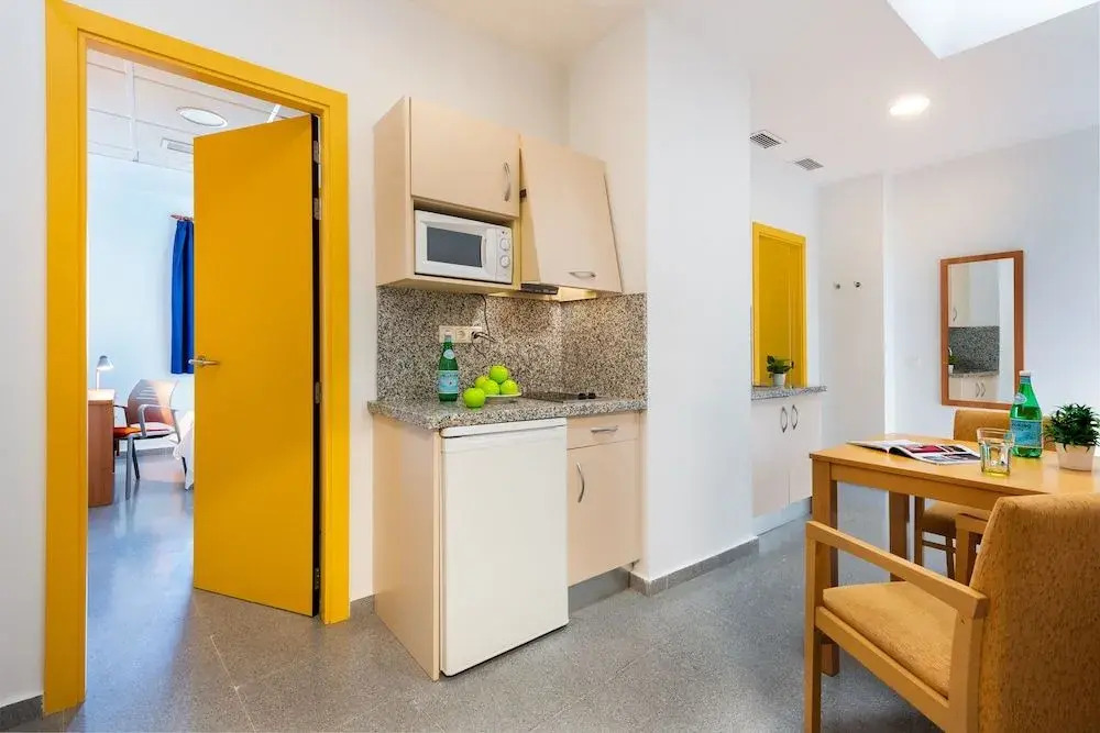 Micampus Estanislao del Campo, Student Residence