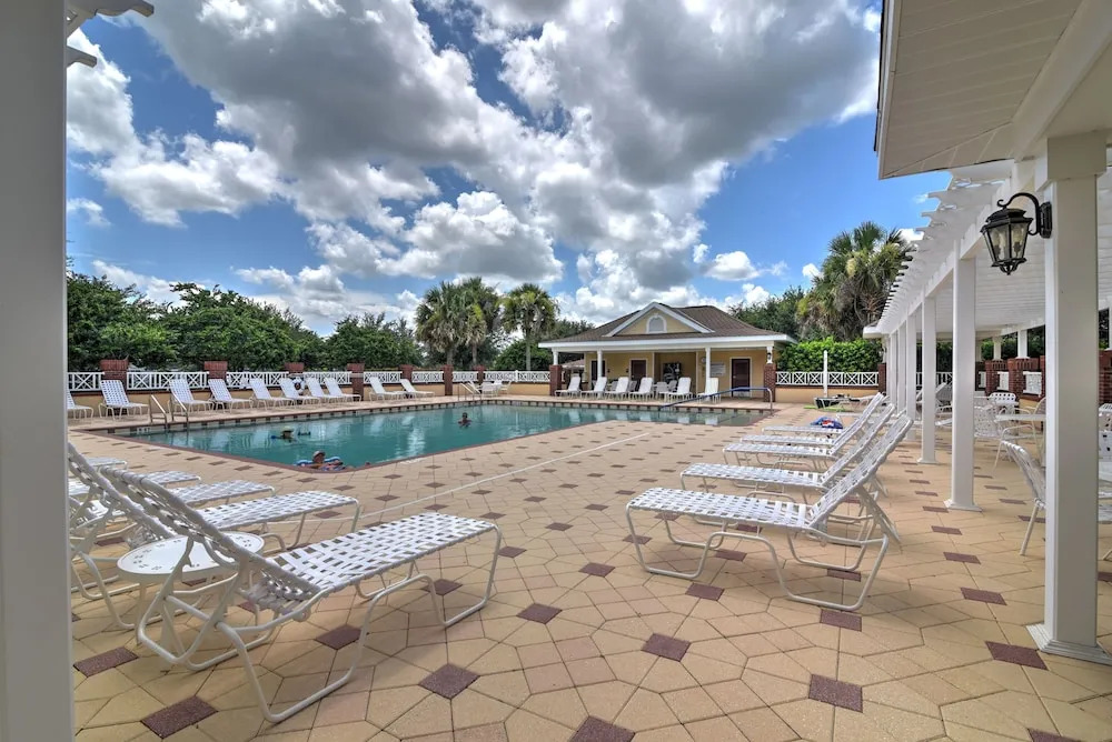 Walk to Golf & Pool: Pet-Friendly Villages Home