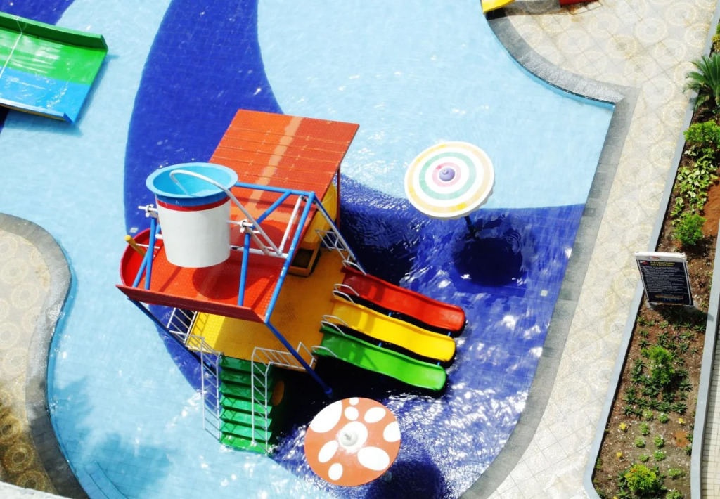 Aquarium Hotel