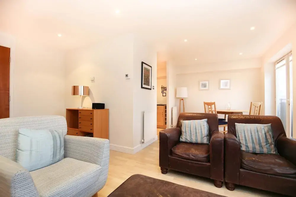 2 Bed Sleeps 3 Newcastle Quayside Views