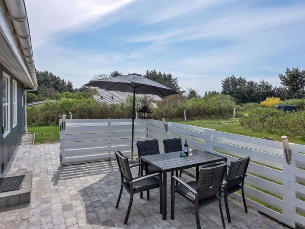 "Betti" - 350m from the sea in NW Jutland