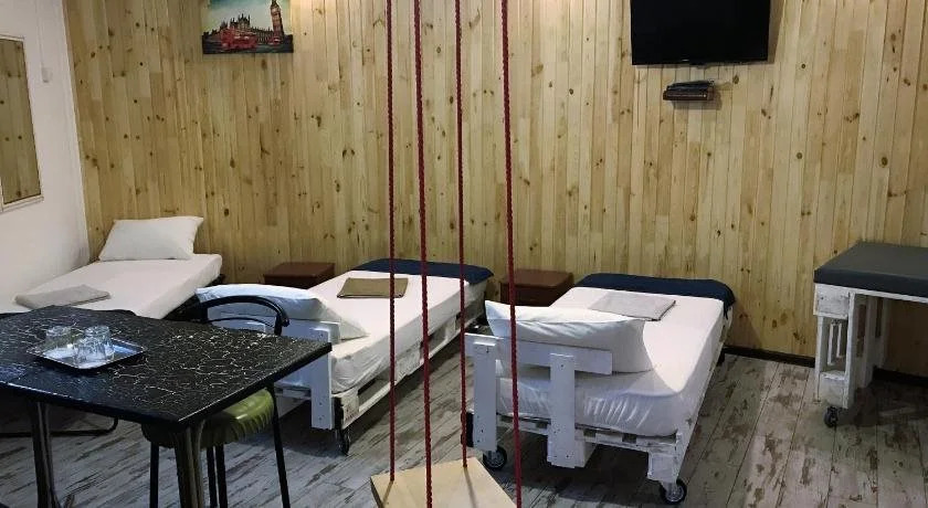MAMBA HOTEL - готель в укритті