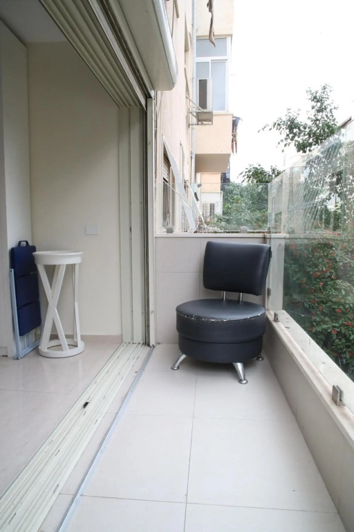 Dizengoff - Lovely family apartment 3 rooms.