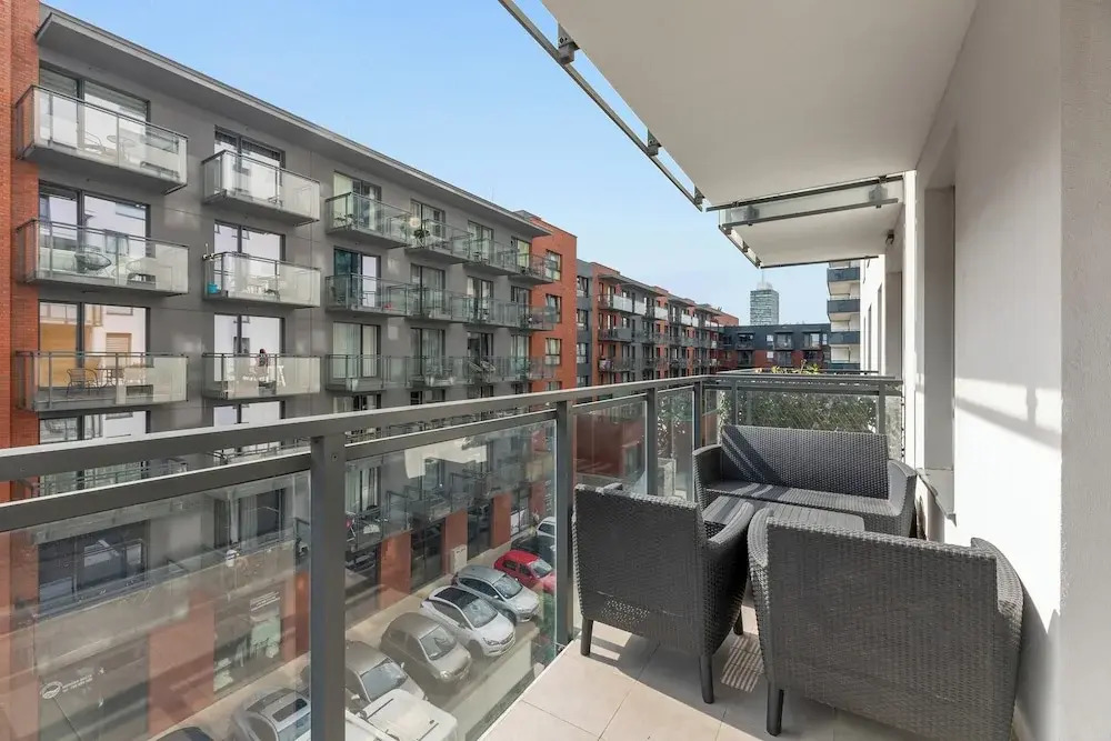 Old Town Bastion Walowa Apartments by Noclegi Renters