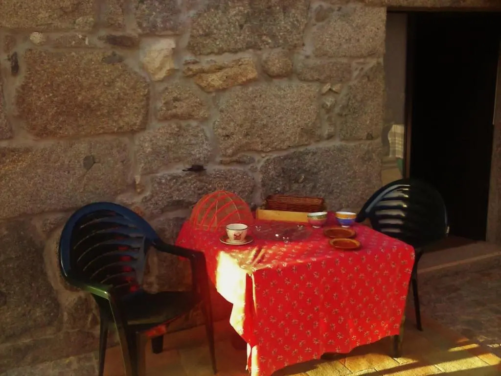 Village Minhoure