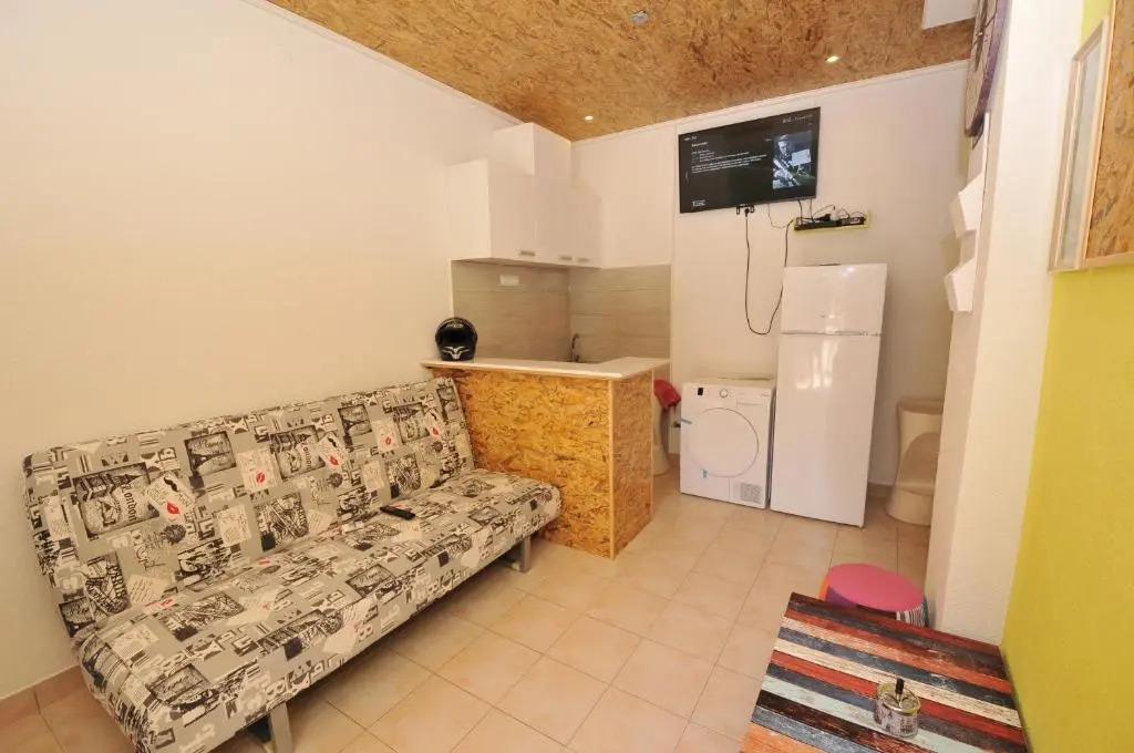 Oasis hostel