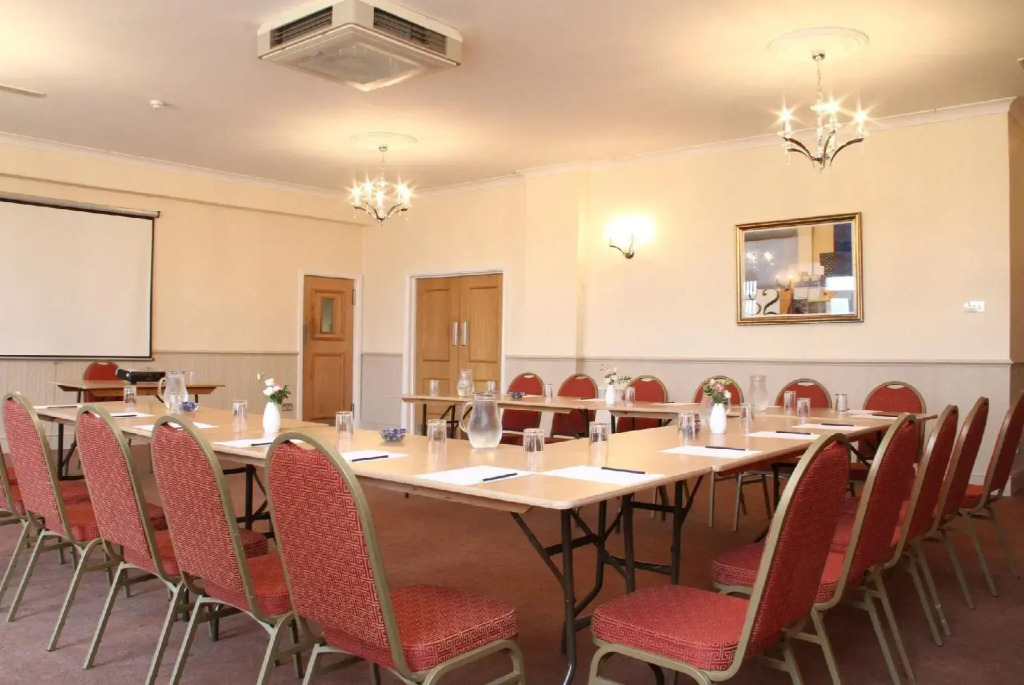 Exeter Court Hotel