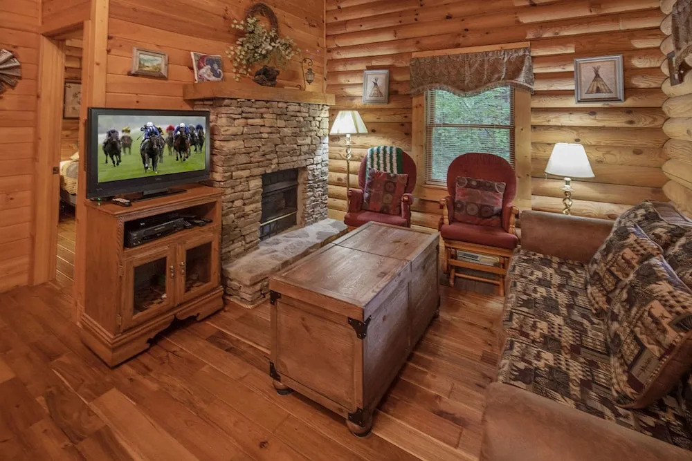 Beary Special by Eagles Ridge Resort