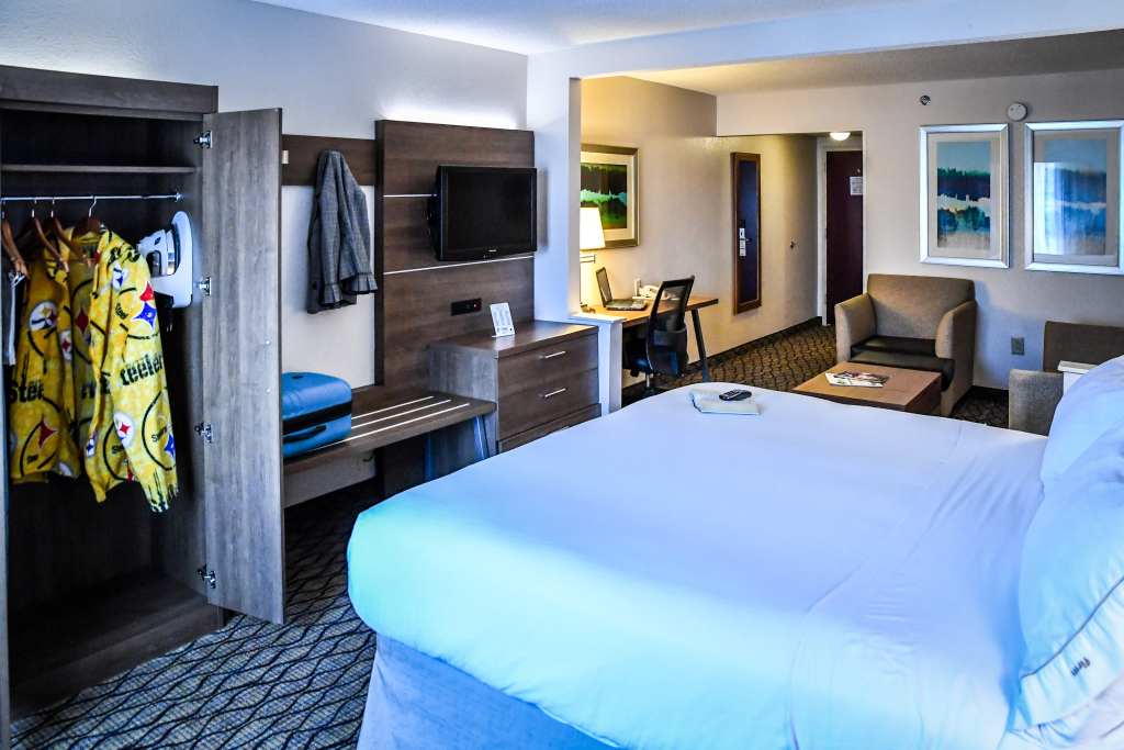 Holiday Inn Express Hotel & Suites - Concord by IHG