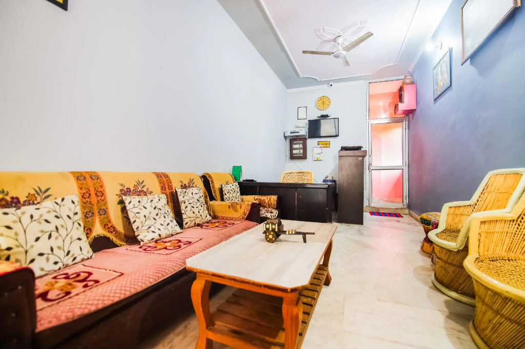 OYO Flagship 49633Hotel Shaurya Palace