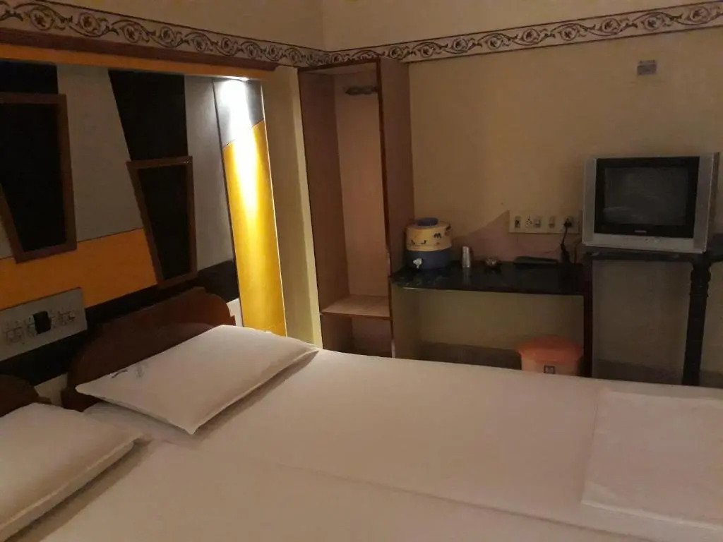 Krishna Lodge