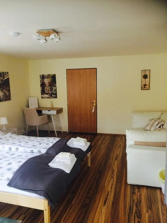 B&B Lobec