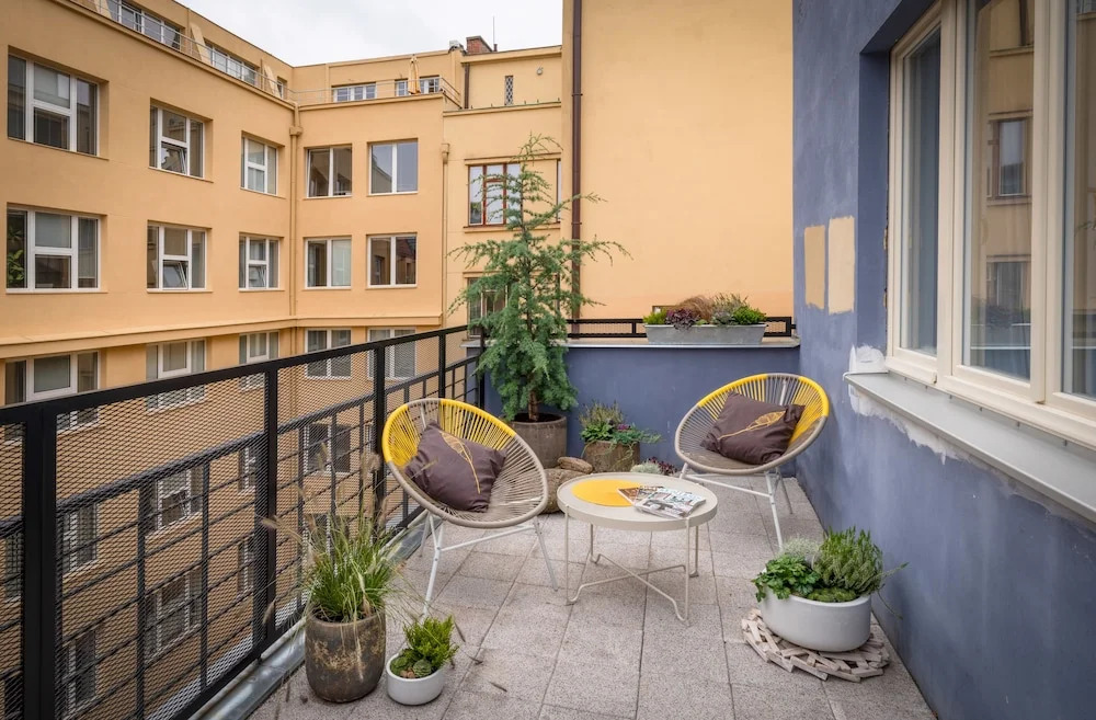 City Leaf Apartments