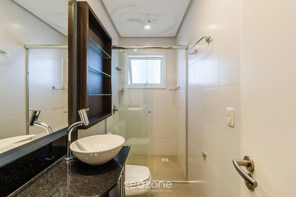 Belo Apartamento Em Condomínio Com Piscina Aquecida Cap0302