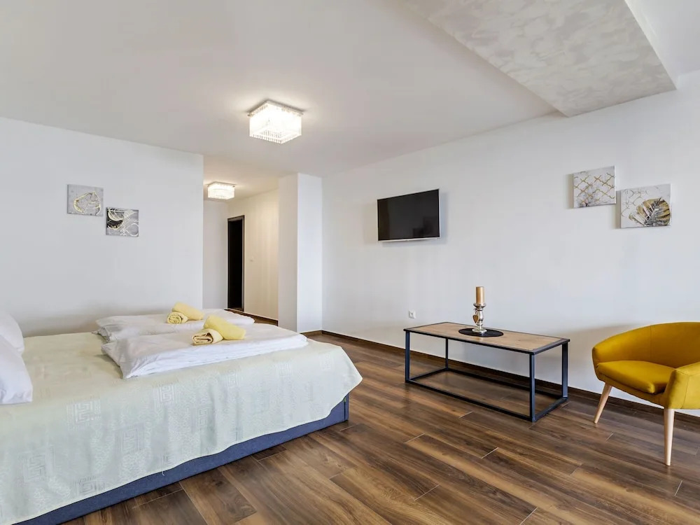Pleasing Apartment in Crikvenica With Private Pool