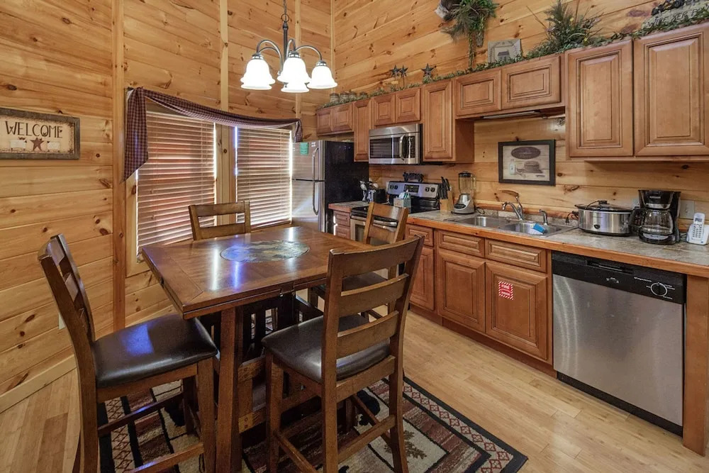 Declans View by Heritage Cabin Rentals