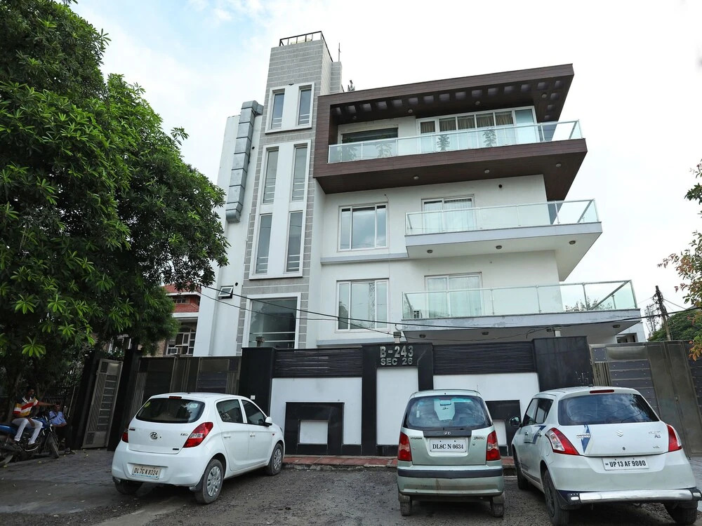 OYO Flagship 184 Spice Mall