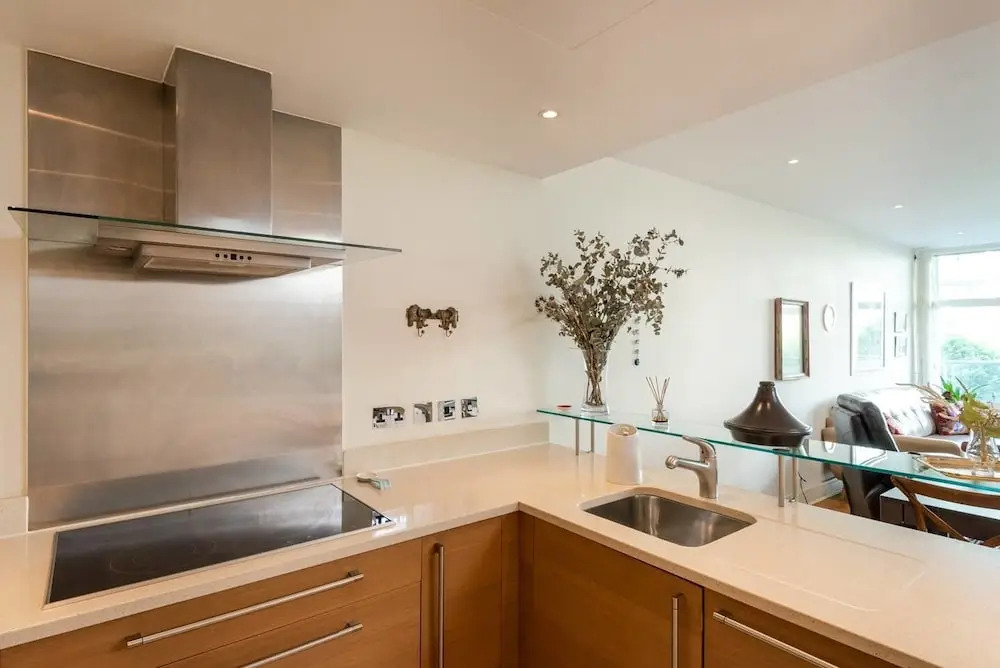 Gorgeous 2 Bed, with Balcony, Battersea