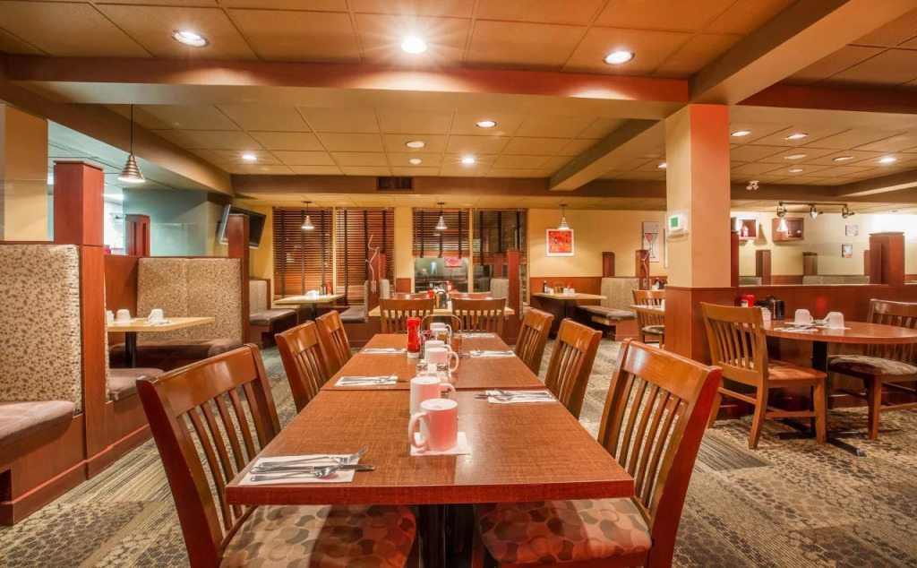 Econo Lodge Inn & Suites Cranbrook